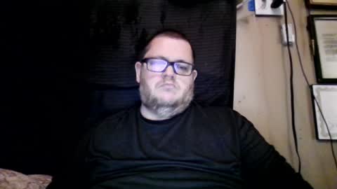 Snapshot of creeeping_death chatting on December 23, 8:57 pm The hopeless romantic online show from December 23, 8:57 pm