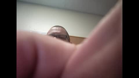 Snapshot of creeeping_death chatting on January 10, 2:57 am The hopeless romantic online show from January 10, 2:57 am