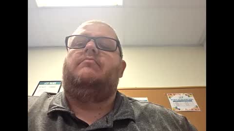 Snapshot of creeeping_death chatting on September 19, 5:09 am The hopeless romantic online show from September 19, 5:09 am