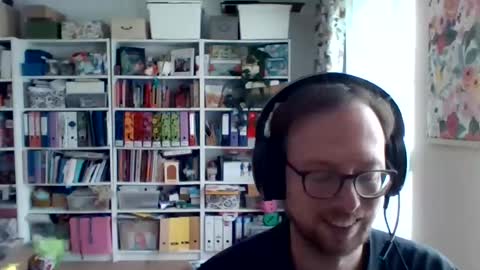 Snapshot of creloxp chatting on September 17, 8:49 am creloxp online show from September 17, 8:49 am