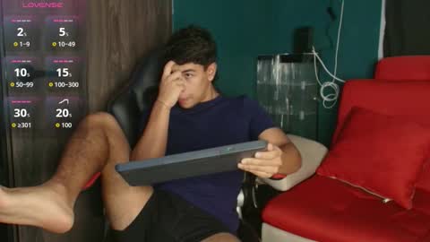 crh58_ online show from November 4, 5:28 am