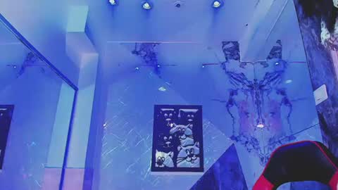 crhistofer_ online show from July 14, 3:55 am