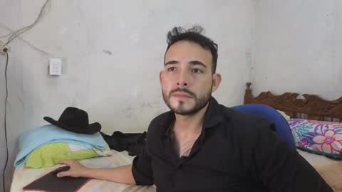 Snapshot of cris_simons chatting on December 7, 9:22 pm cris_simons online show from December 7, 9:22 pm