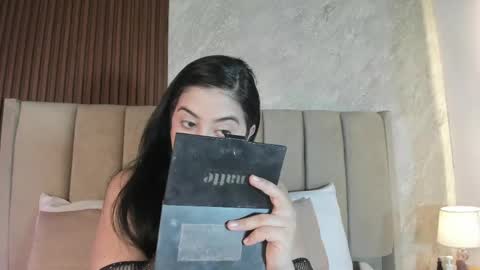 Snapshot of criss__spiicy chatting on May 16, 6:39 pm criss spiicy online show from May 16, 6:39 pm