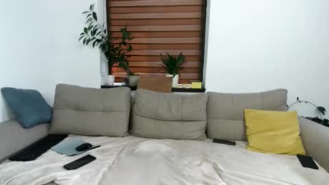 Snapshot of cristaelio chatting on May 23, 3:27 pm Crista-Elio online show from May 23, 3:27 pm