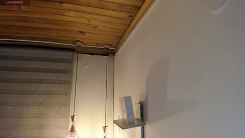 Cristal online show from February 2, 4:00 am