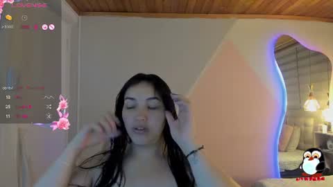 Snapshot of cristal__hot_1 chatting on June 26, 5:23 am Cristal online show from June 26, 5:23 am