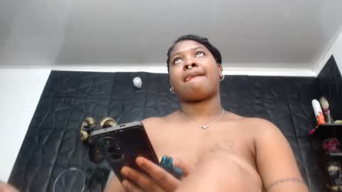 Snapshot of cristal_smith06 chatting on May 18, 10:10 am Hanna online show from May 18, 10:10 am
