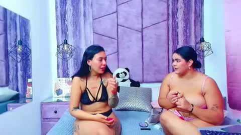 CristalANDzoe online show from February 12, 2:01 pm