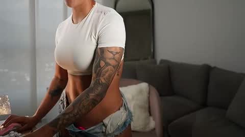 Laura online show from March 2, 4:58 pm