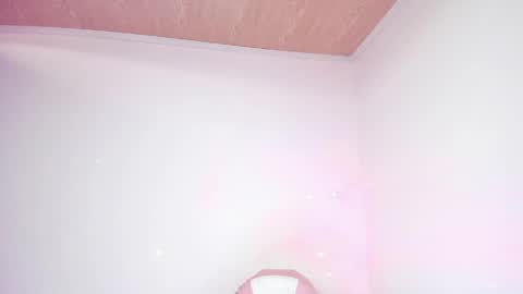 Snapshot of cristall_sweett0 chatting on June 9, 2:28 pm sofia online show from June 9, 2:28 pm