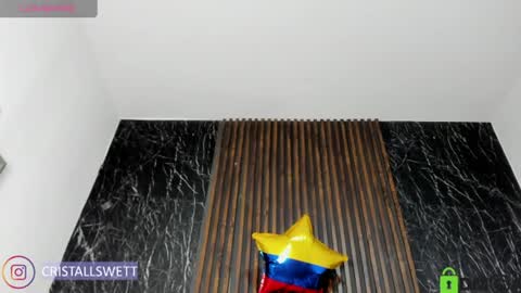 Snapshot of cristallsweett chatting on June 21, 4:20 pm cristal acosta online show from June 21, 4:20 pm