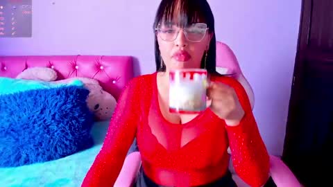 Snapshot of cristaln07 chatting on May 9, 2:44 pm Natis online show from May 9, 2:44 pm