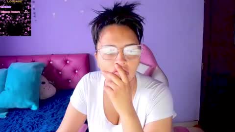 Snapshot of cristaln07 chatting on June 18, 11:47 am Natis online show from June 18, 11:47 am