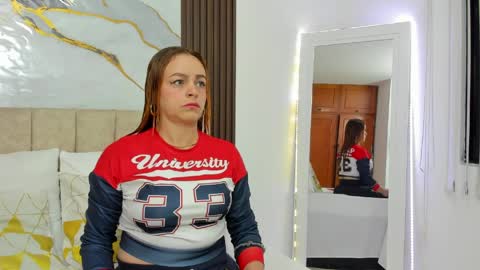 cristal walker online show from March 25, 10:32 am