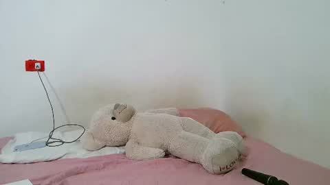 Snapshot of cristel_bloss1 chatting on July 7, 12:53 pm karol online show from July 7, 12:53 pm