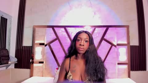 cristin  online show from February 20, 6:52 pm