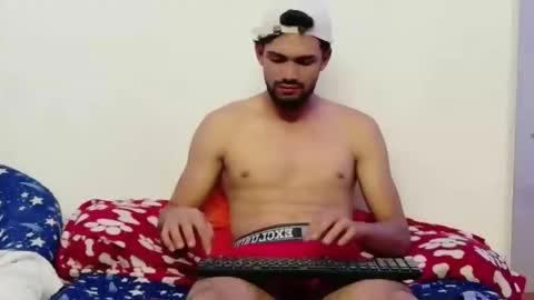 Snapshot of cristian_gp chatting on January 17, 2:49 am cristian gp online show from January 17, 2:49 am