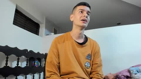 Snapshot of cristiand20 chatting on February 3, 3:53 am Cristian online show from February 3, 3:53 am