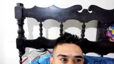Snapshot of cristiand20 chatting on February 6, 9:32 am Cristian online show from February 6, 9:32 am