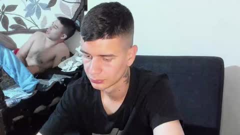 Snapshot of cristiand20 chatting on March 12, 9:34 am Cristian online show from March 12, 9:34 am