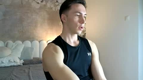 CristianoHailey online show from March 19, 8:35 pm