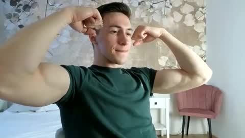 Snapshot of cristianovilla chatting on May 2, 4:23 pm CristianoHailey online show from May 2, 4:23 pm