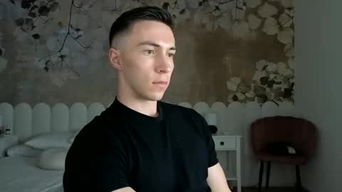 Snapshot of cristianovilla chatting on May 7, 8:36 pm CristianoHailey online show from May 7, 8:36 pm