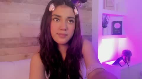 Snapshot of cristin_collins chatting on July 15, 2:17 am C R I S T I N online show from July 15, 2:17 am
