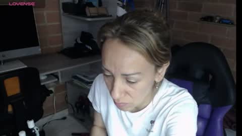 Snapshot of cristin_doll chatting on July 13, 7:49 pm cristina online show from July 13, 7:49 pm