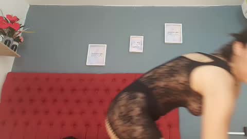 Cris  online show from February 8, 7:17 pm