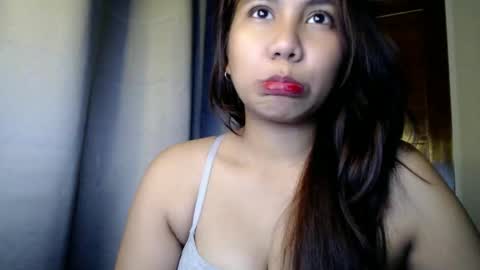 Snapshot of cristinavalerie chatting on October 11, 5:39 am Cristina Valerie online show from October 11, 5:39 am