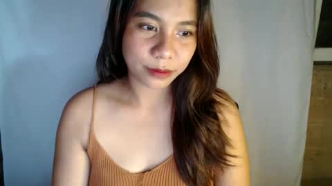 Snapshot of cristinavalerie chatting on March 3, 3:29 pm Cristina Valerie online show from March 3, 3:29 pm