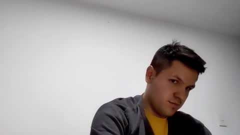 Snapshot of cristopher3042 chatting on February 12, 4:54 am cristopher3042 online show from February 12, 4:54 am