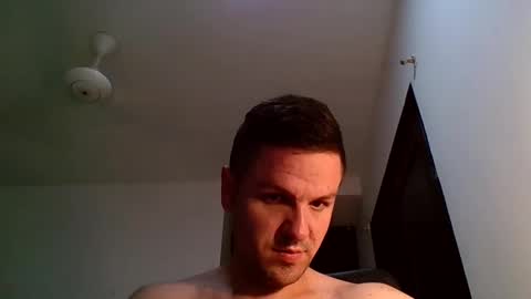 cristopher3042 online show from November 25, 2:44 am