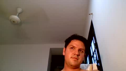 cristopher3042 online show from July 2, 10:49 pm