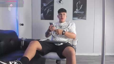 Cristopher online show from February 7, 12:31 pm