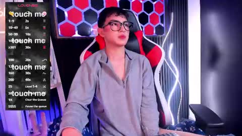 Snapshot of cristopher_wild chatting on June 9, 8:20 pm Cristopher online show from June 9, 8:20 pm