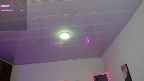 Snapshot of cristy_tay chatting on April 1, 11:33 am cristy_tay online show from April 1, 11:33 am