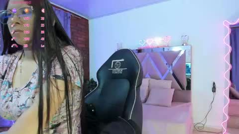 Snapshot of cristy_tay chatting on April 25, 12:08 pm cristy_tay online show from April 25, 12:08 pm