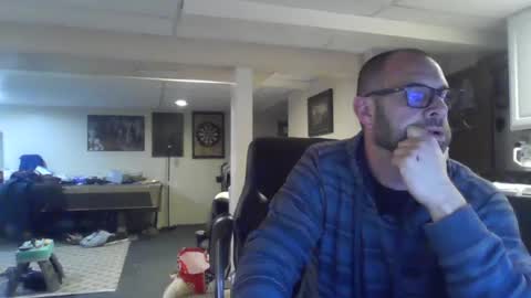 Snapshot of crm400 chatting on June 24, 1:48 am billybasement online show from June 24, 1:48 am