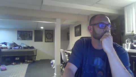 Snapshot of crm400 chatting on July 8, 1:54 am billybasement online show from July 8, 1:54 am