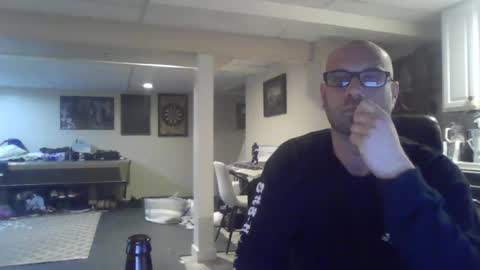 Snapshot of crm400 chatting on July 10, 2:05 am billybasement online show from July 10, 2:05 am