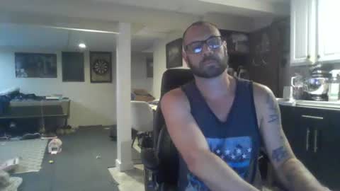 Snapshot of crm400 chatting on July 29, 1:48 am billybasement online show from July 29, 1:48 am