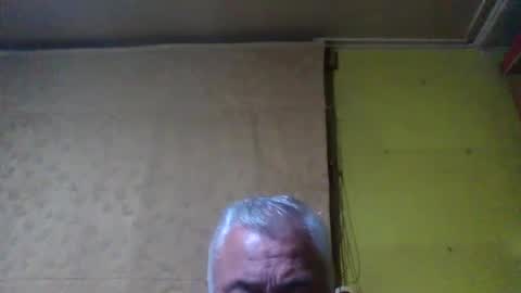 Snapshot of crmperez chatting on February 1, 6:45 am crmperez online show from February 1, 6:45 am