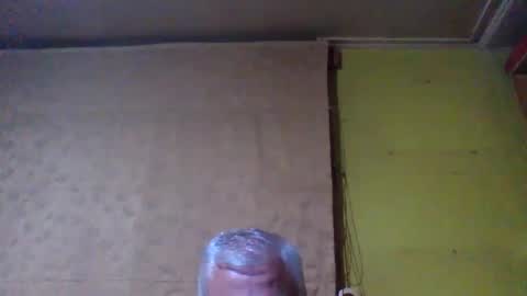 Snapshot of crmperez chatting on February 10, 12:37 am crmperez online show from February 10, 12:37 am