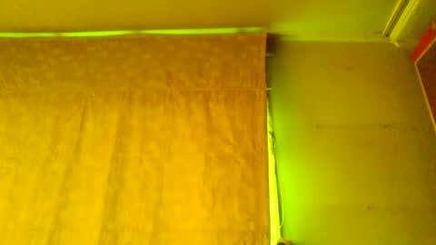 Snapshot of crmperez chatting on February 14, 10:17 pm crmperez online show from February 14, 10:17 pm