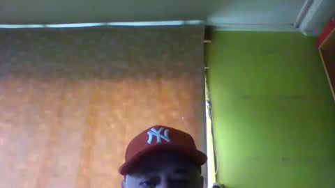 Snapshot of crmperez chatting on February 17, 6:47 pm crmperez online show from February 17, 6:47 pm