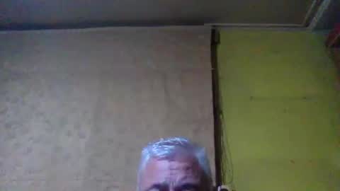 Snapshot of crmperez chatting on March 5, 1:34 am crmperez online show from March 5, 1:34 am