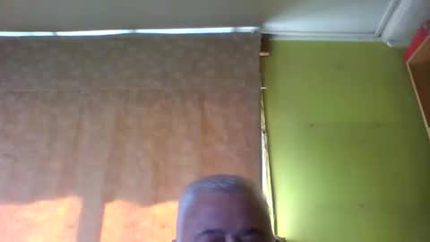 Snapshot of crmperez chatting on March 11, 6:47 pm crmperez online show from March 11, 6:47 pm